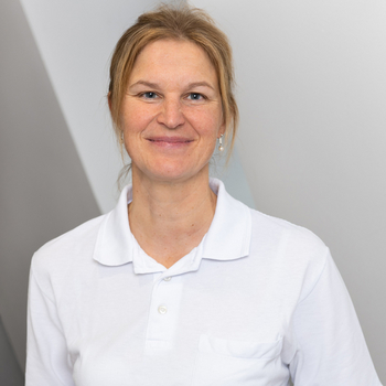  Antonia Anker