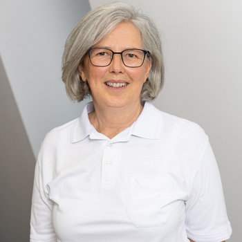  Elisabeth Adolf