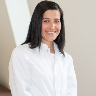 Dr. Eva-Maria Kruckenhauser